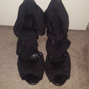 COPY - 4in elastic strappy open toe heel
